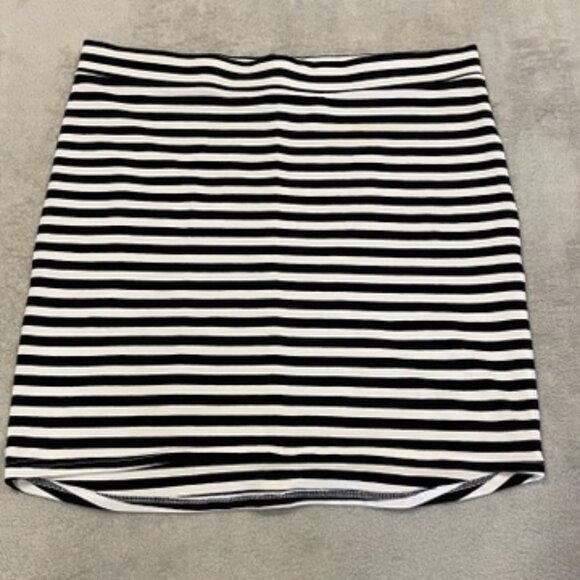 Mini Skirt Bundle Size Large H&M - Picture 2 of 16